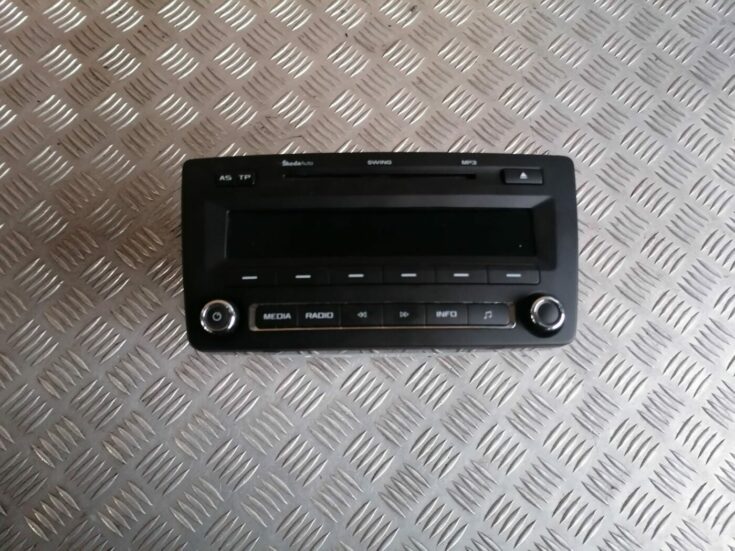 CD/DVD/Navigācijas bloks priekš SKODA OCTAVIA 2012
