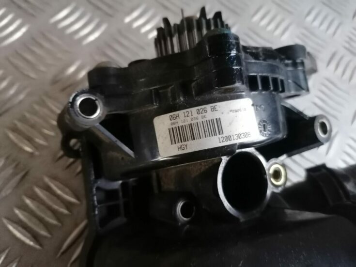 Papildus elektriskais ūdens sūknis priekš SKODA OCTAVIA 2012