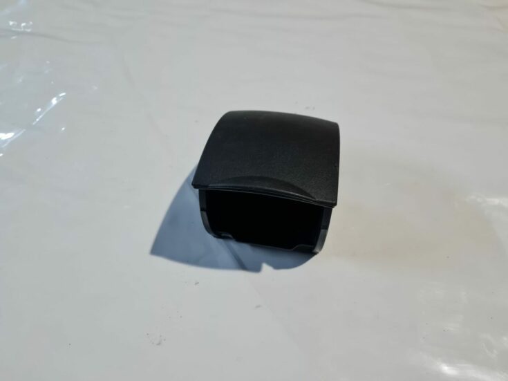 Centrālās konsoles nodalījums priekš CITROEN C4 2006-2