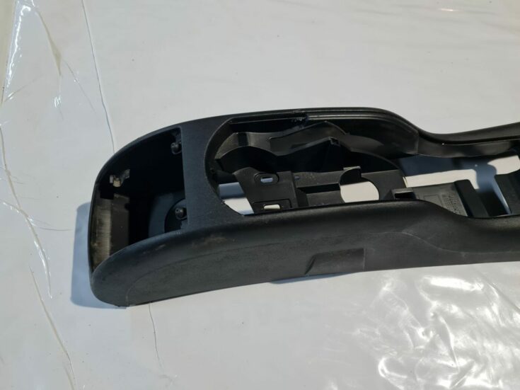Centrālās konsoles apdares lielākā daļa priekš CITROEN C4 2006-2