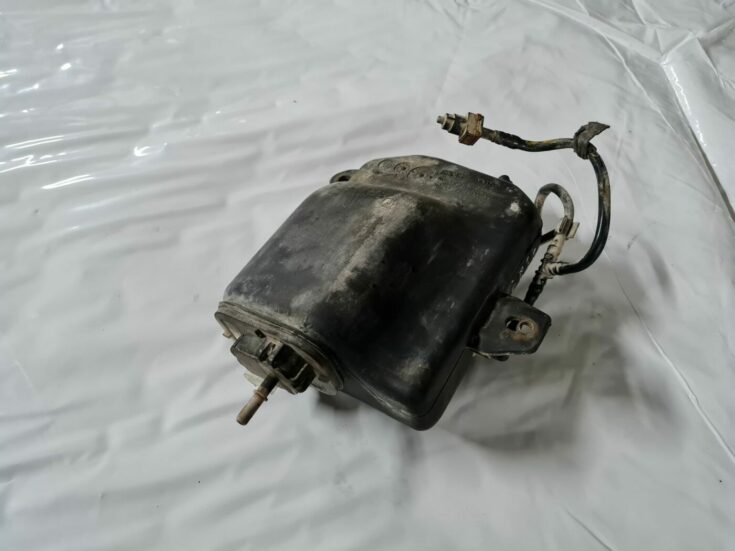 DPF/FAP šķidrās degvielas piedevas rezervuārs priekš MAZDA 3 2007