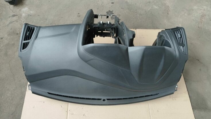 Mērinstrumentu panelis priekš FORD FOCUS 2016 UNIVERSAL