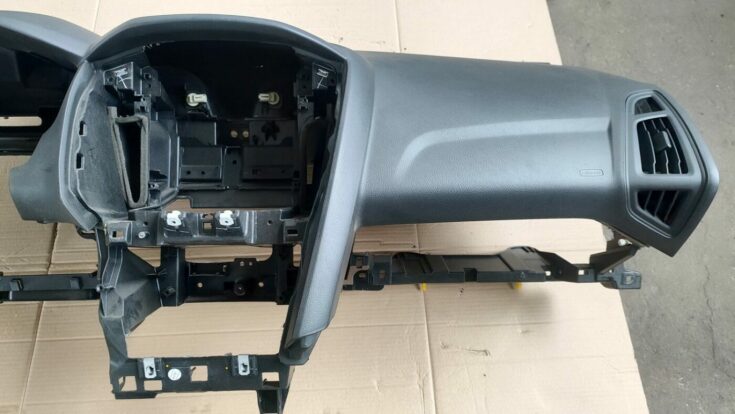 Mērinstrumentu panelis priekš FORD FOCUS 2016 UNIVERSAL