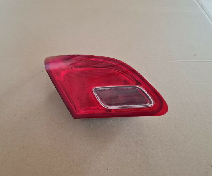 Bagāžnieka vāka kreisais lukturis priekš OPEL ASTRA J 2013