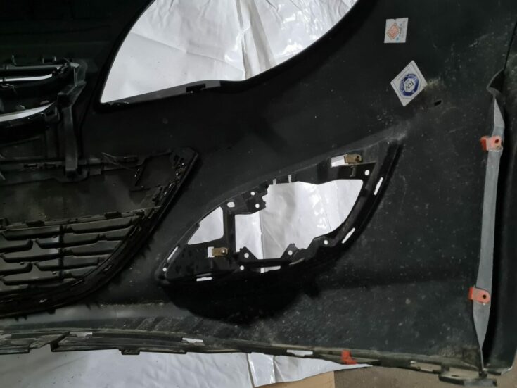 Priekšējais buferis priekš OPEL ASTRA J 2013
