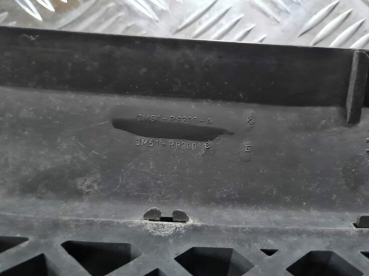 Bufera reste priekš FORD FOCUS C-MAX 2004