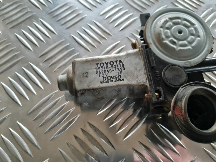 Elektrisko stiklu motors priekš TOYOTA COROLLA VERSO 2003