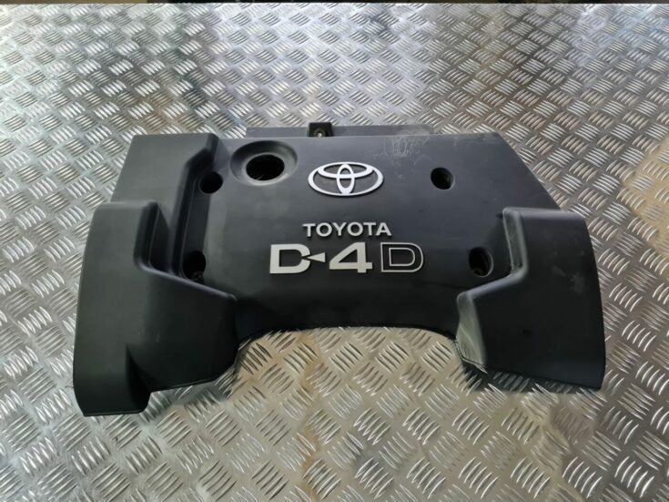 Dzinēja dekoratīvais vāks priekš TOYOTA COROLLA VERSO 2003