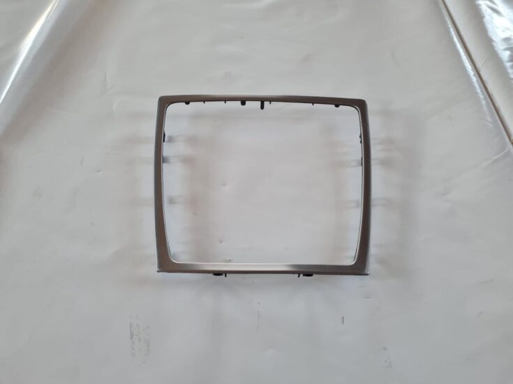 Mērinstrumentu paneļa dekoratīvais rāmis priekš VOLVO V70 2006