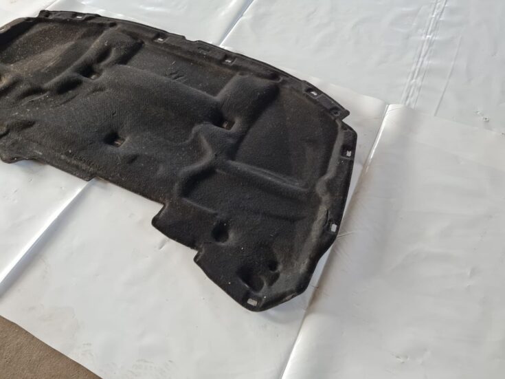 Pārsega trokšņa izolācija priekš VOLVO V70 2006