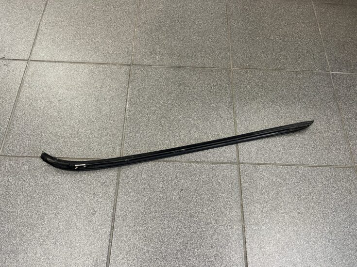 Vējstikla moldings priekš BMW 318D E91 2008 TOURING