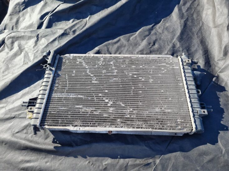 Dzesēšanas radiators priekš OPEL ASTRA H STATION WAGON 2009