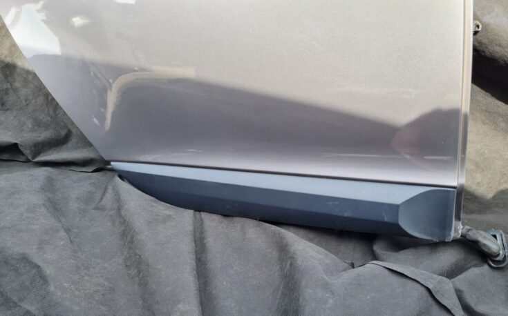 Aizmugurējās labās durvis priekš RENAULT MEGANE 2011