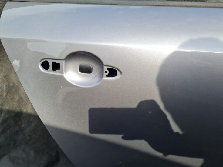Aizmugurējās labās durvis priekš RENAULT MEGANE 2011