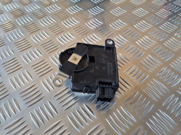 Akumulatora vadības bloks priekš AUDI A6 2008