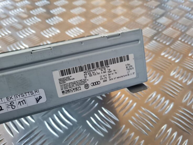 Radio vadības bloks priekš AUDI A6 2008