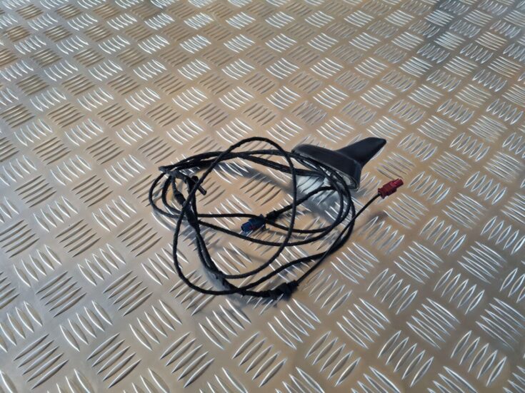Jumta antena priekš AUDI A6 2008