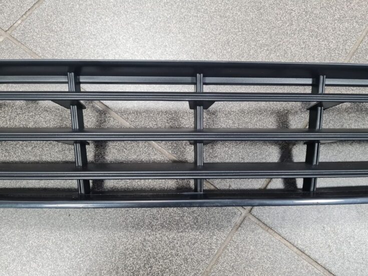 Bufera reste priekš VW PASSAT B6 2006 ANGL. UNIVERSAL