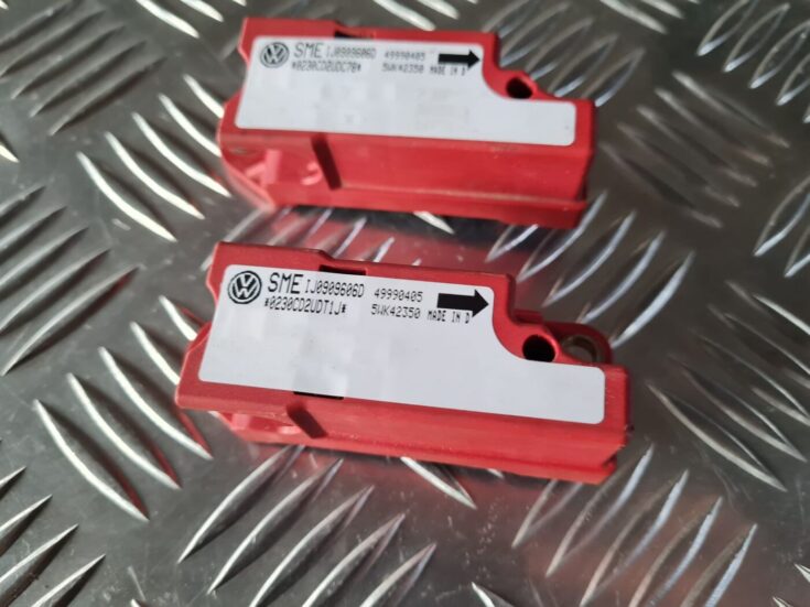 Drošības spilvena trieciensensors priekš VW GOLF IV 1999
