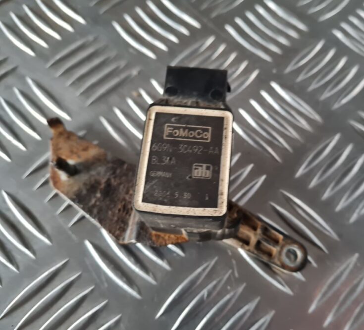 Lukturu diapazona korekcijas sensors, aizmugurē priekš VOLVO S80 2007 Black