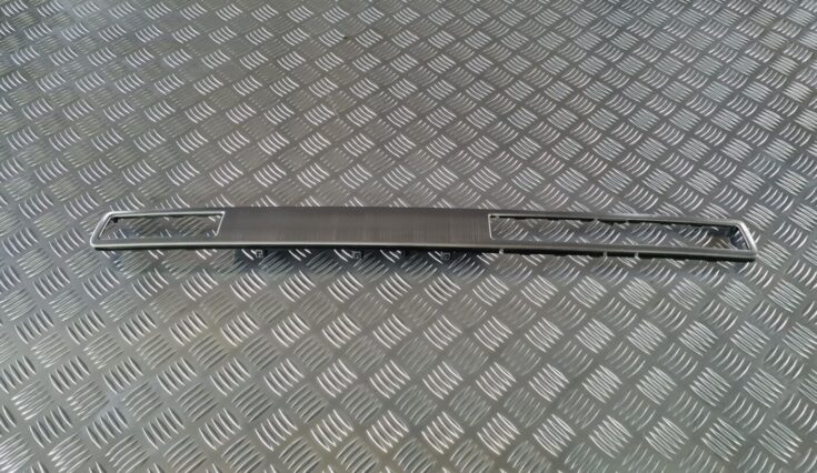Mērinstrumentu paneļa dekoratīvā uzlika priekš VOLVO S80 2007 Black