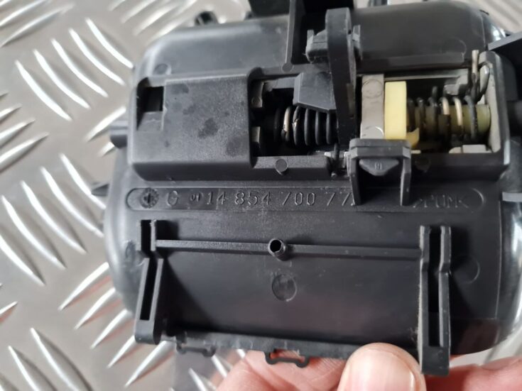 Salona durvju rokturis, aizmugures kreisais priekš CITROEN C8 2005