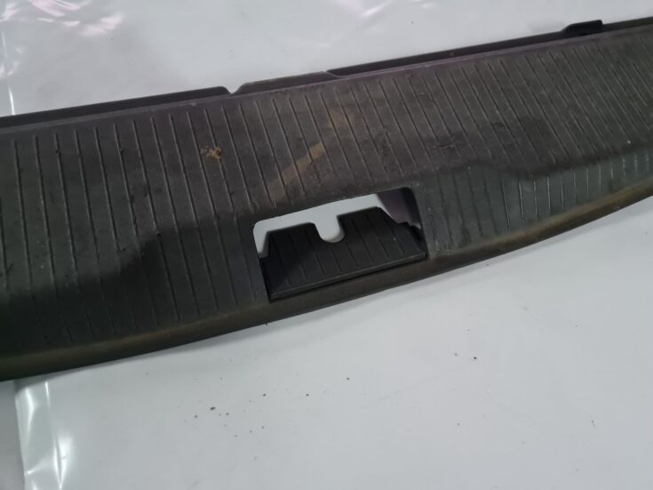 Bagažnieka nodalījuma sliekšņa uzlika priekš OPEL VECTRA C 2008