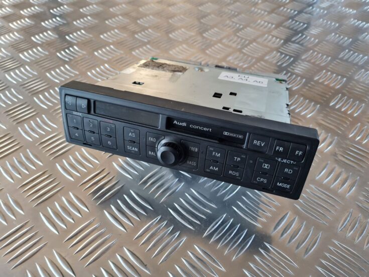 Automašīnas radio priekš AUDI A6 1998