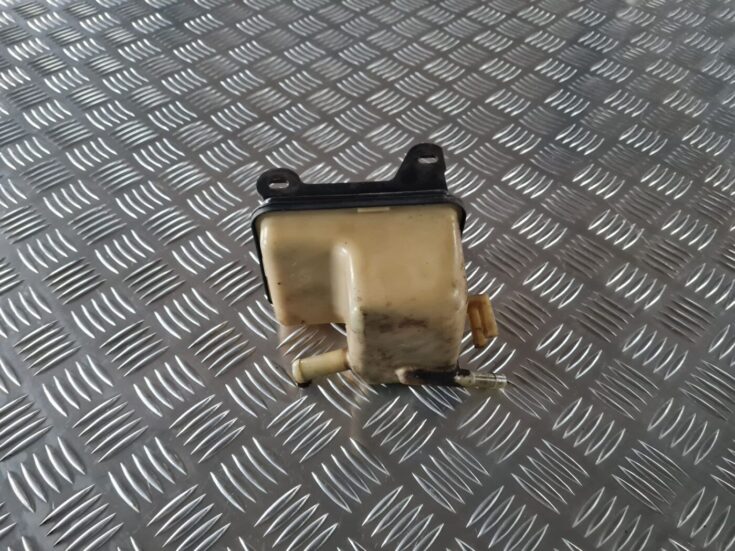 Stūres pastiprinātāja tvertne priekš AUDI 80 1991