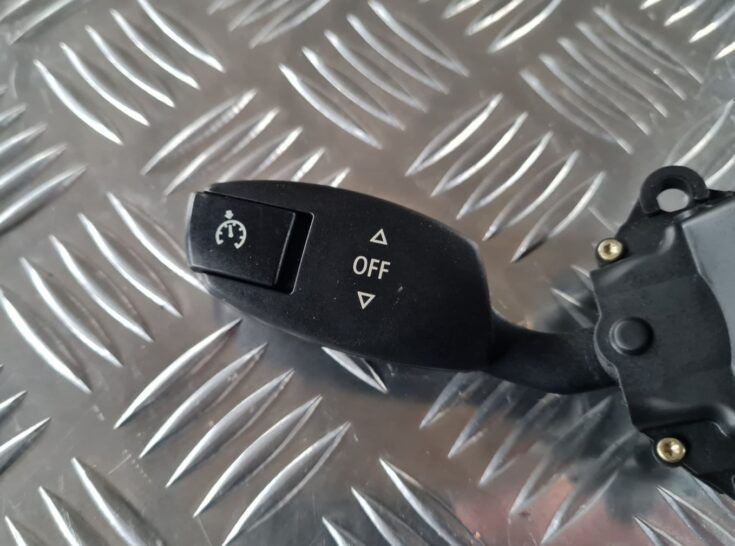 Kruīza kontroles rokturis/poga priekš BMW 6 E63 645 2004