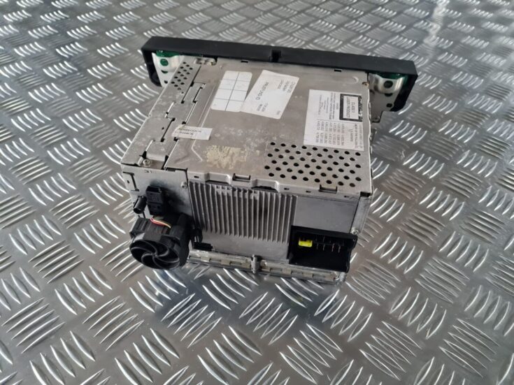 CD/DVD/Navigācijas bloks priekš BMW 6 E63 645 2004
