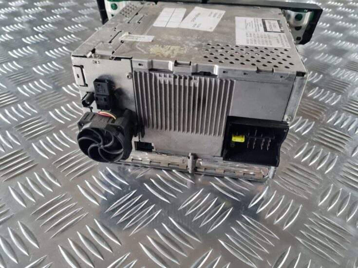 CD/DVD/Navigācijas bloks priekš BMW 6 E63 645 2004