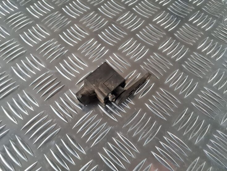 Lukturu diapazona korekcijas sensors, priekšā priekš BMW 6 E63 645 2004