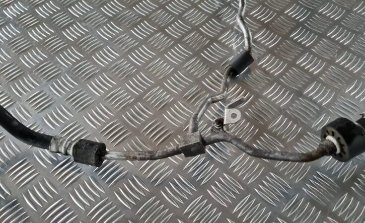 Hidrauliska pastiprinātāja caurule priekš BMW 6 E63 645 2004
