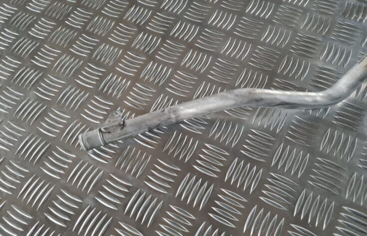 Hidrauliska pastiprinātāja caurule priekš BMW 6 E63 645 2004