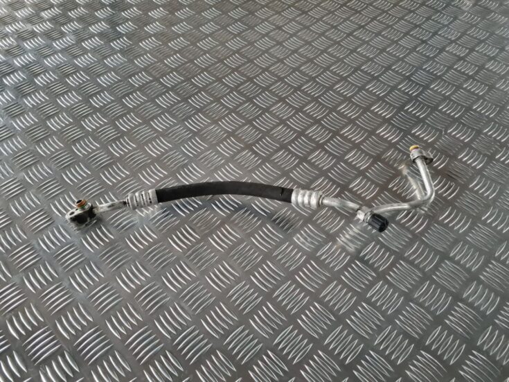 Gaisa kondicioniera caurule priekš BMW 6 E63 645 2004