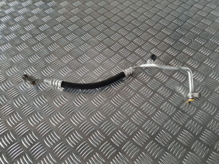 Gaisa kondicioniera caurule priekš BMW 6 E63 645 2004