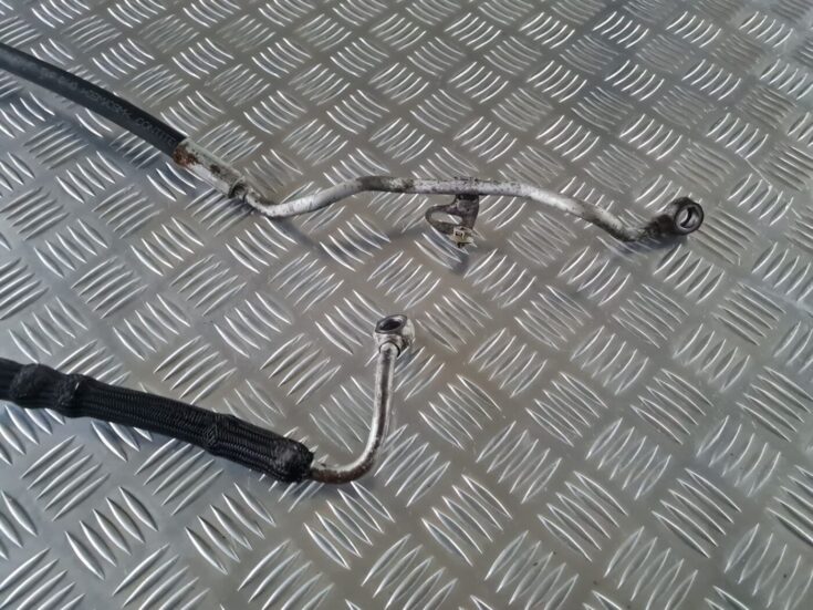 Hidrauliska pastiprinātāja caurule priekš BMW 6 E63 645 2004