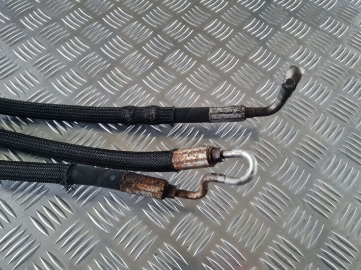 Hidrauliska pastiprinātāja caurule priekš BMW 6 E63 645 2004
