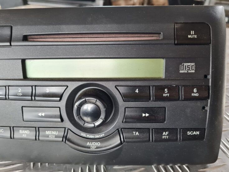 CD/DVD/Navigācijas bloks priekš FIAT STILO 2003