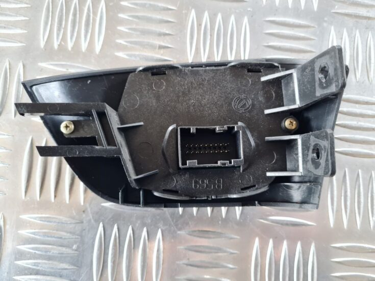 Mērinstrumentu paneļa pārslēgšanas pogas priekš FIAT STILO 2003