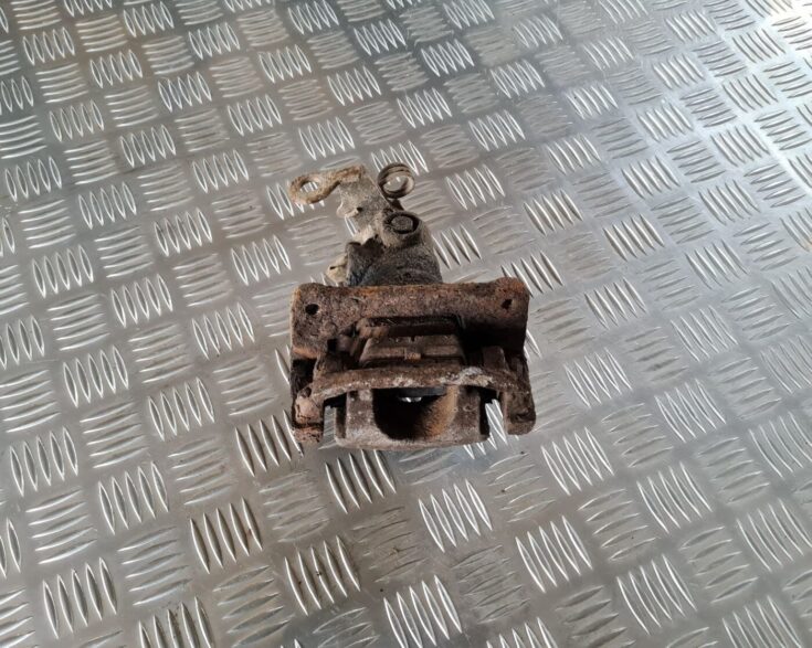 Aizmugurējais labais suports priekš FIAT STILO 2003