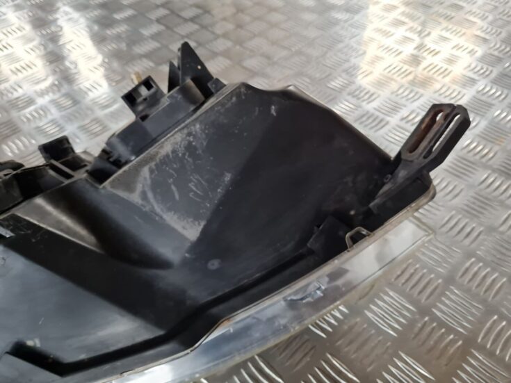 Priekšējais kreisais lukturis priekš FIAT STILO 2003