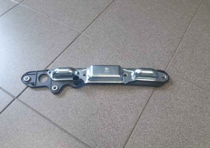 Numura zīmes gaismas uzlika komplektā priekš VW PASSAT 2007 UNIVERSAL SILVER