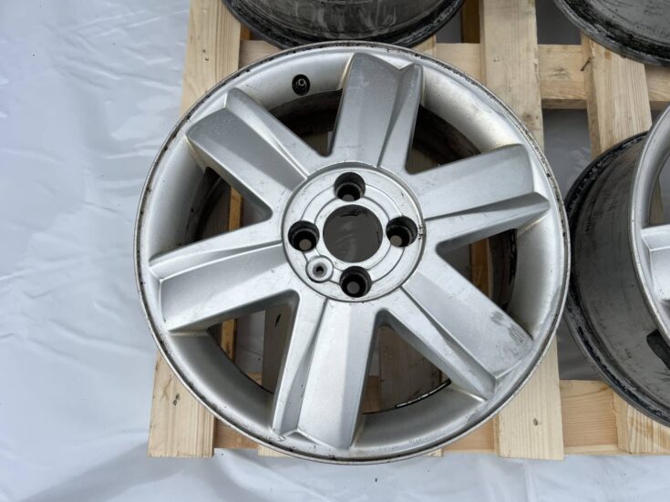 Alumīnija disku komplekts priekš RENAULT MEGANE 2004