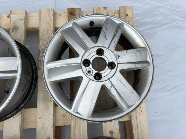 Alumīnija disku komplekts priekš RENAULT MEGANE 2004