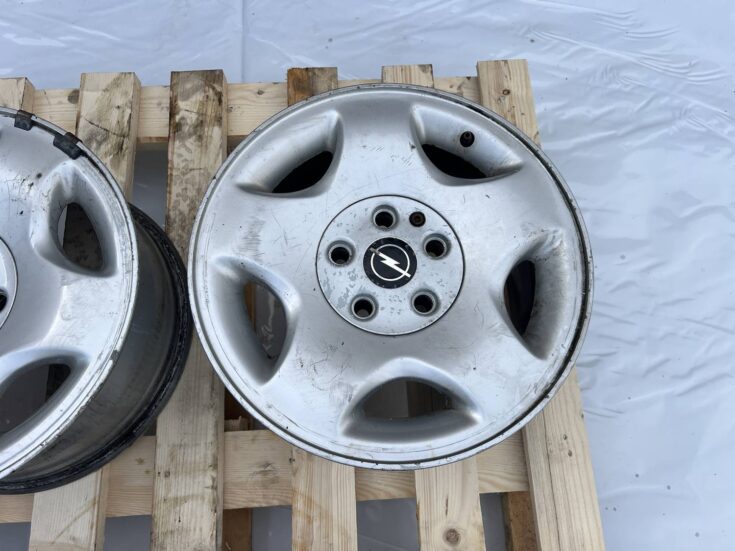 Alumīnija disku komplekts priekš OPEL VECTRA C 2006