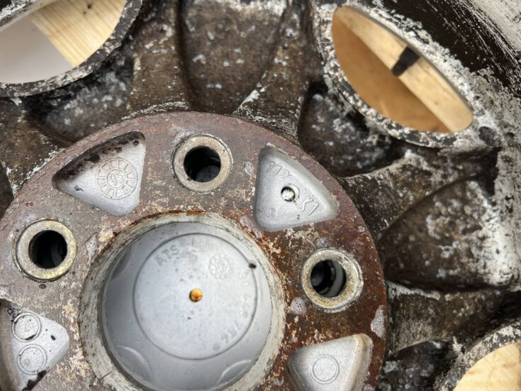 Alumīnija disku komplekts priekš OPEL VECTRA C 2006