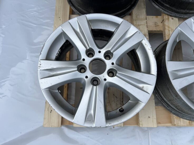 Alumīnija disku komplekts priekš BMW 1 E87 2009 WHITE