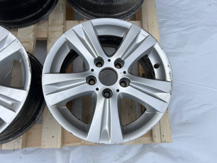 Alumīnija disku komplekts priekš BMW 1 E87 2009 WHITE